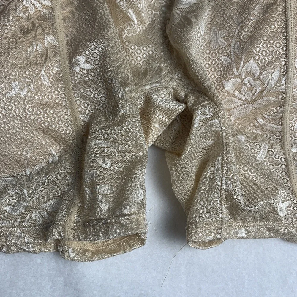 NWT Q-T Intimates Beige Nude Body Shaper Shorts Shapewear Booty Pads Size 1X XL‎